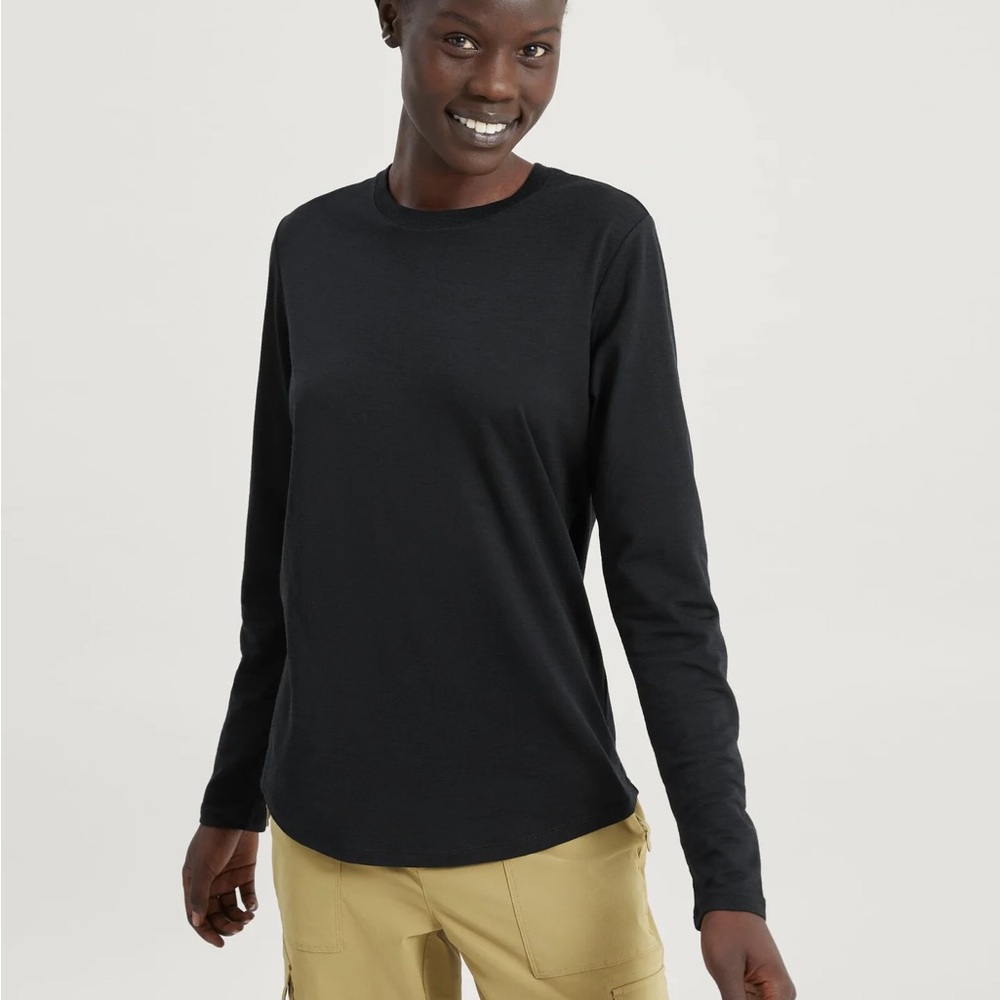 Kathmandu 100% Merino Long Sleeve Crew Top in Black